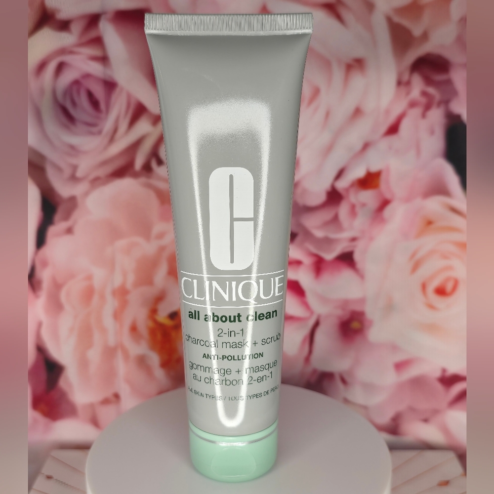 Clinique 2-in-1 Charcoal Mask + Scrub